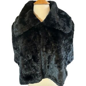 Valerie Stevens Black Faux Fur Teddy Capelet Crop Jacket Size S-M